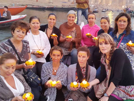 Aarti en la orilla del Ganges, Varanasi